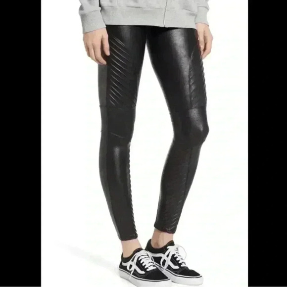 Spanx faux leather moto leggings black vegan rocker edgy goth size medium - Picture 1 of 15